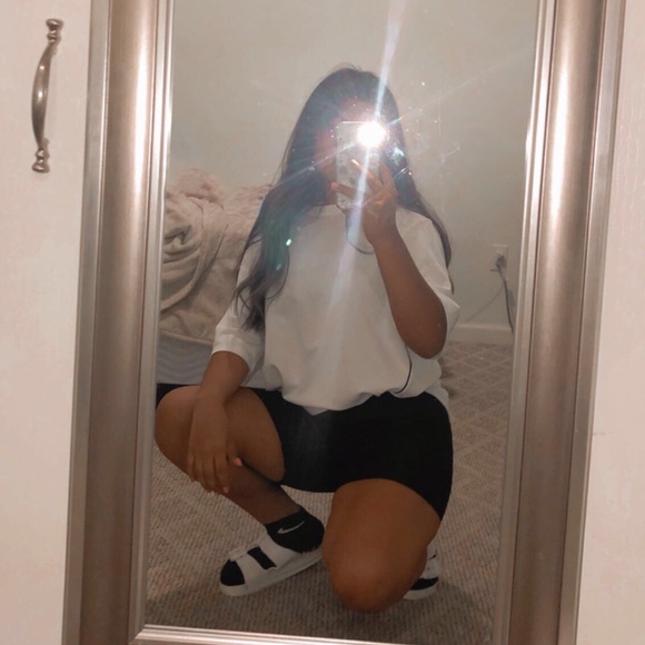 Meet your Posher, Sidney - Picture 1 of 1